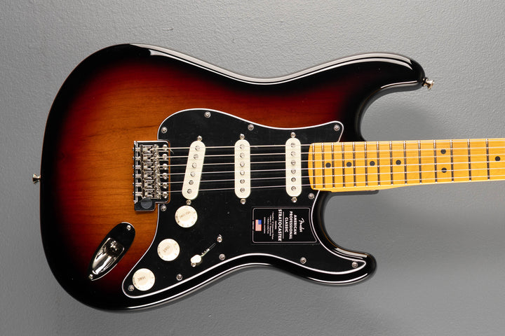 American Professional Classic Stratocaster - 3 Color Sunburst w/ Maple