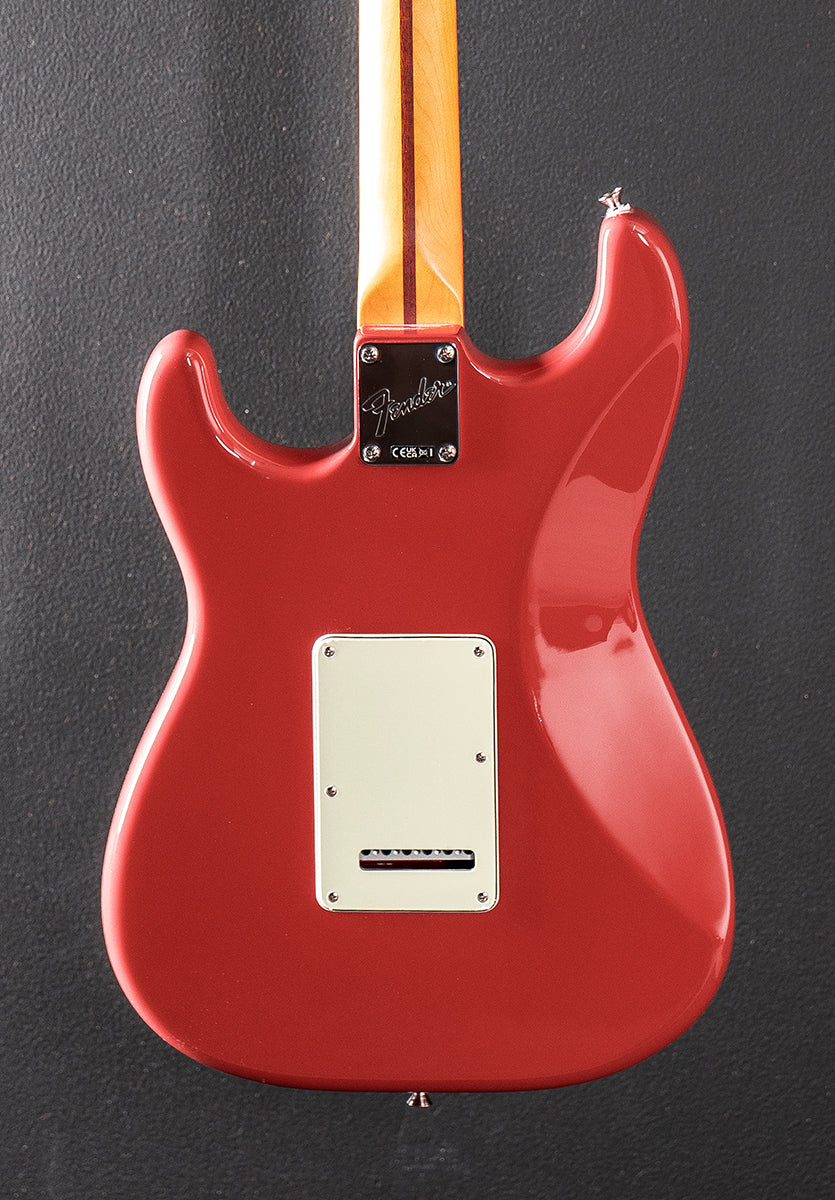 American Professional Classic Stratocaster - Faded Dakota Red w/Rosewood
