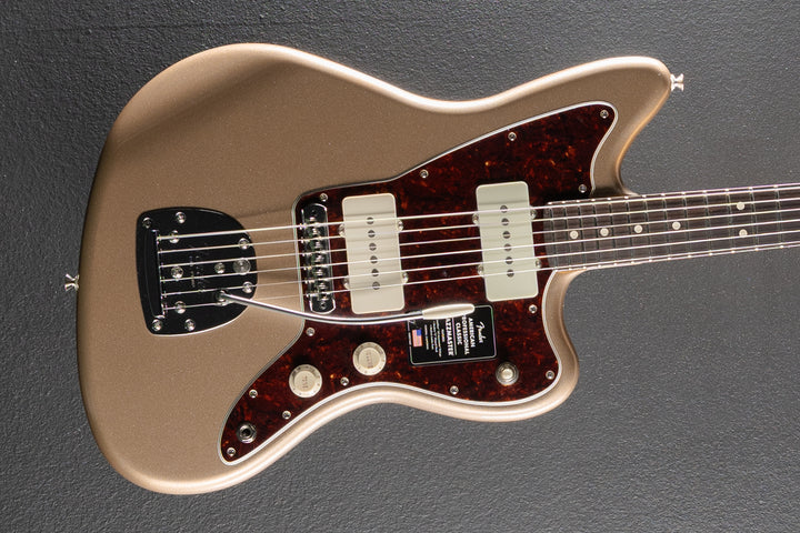 American Professional Classic Jazzmaster - Faded Firemist Gold