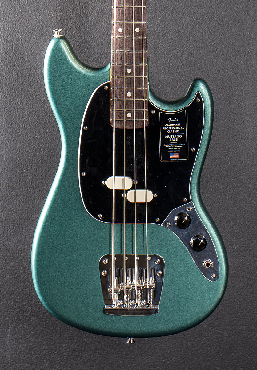 American Professional Classic Mustang Bass - Faded Sherwood Green Metallic