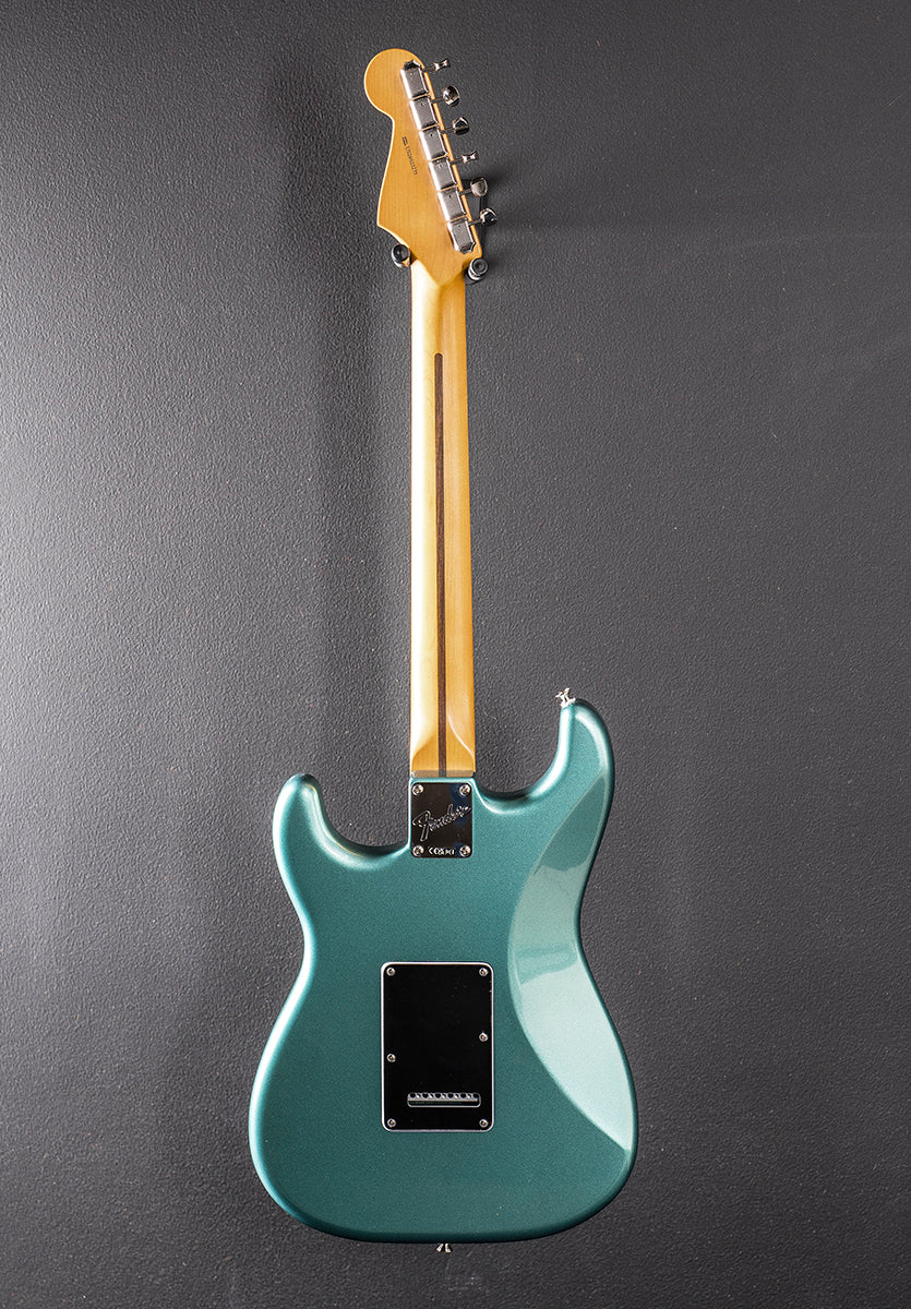 American Professional Classic Stratocaster HSS - Faded Sherwood Green Metallic