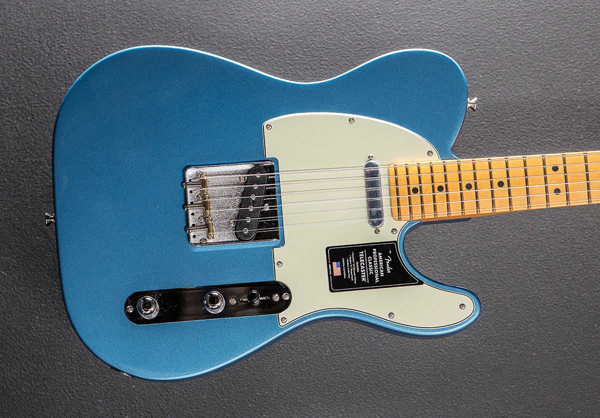 American Professional Classic Telecaster - Faded Lake Placid Blue