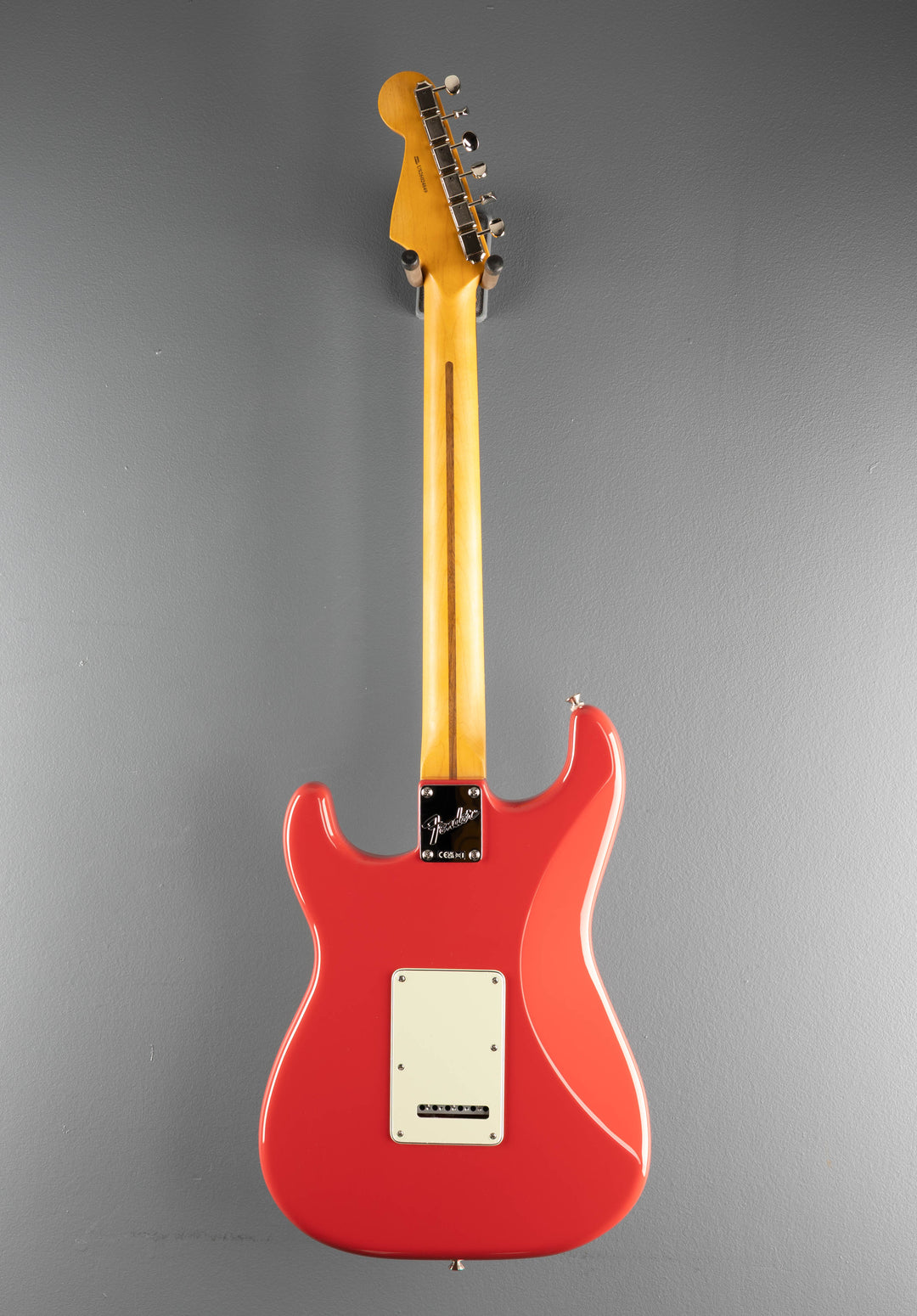American Professional Classic Stratocaster - Faded Dakota Red w/Rosewood
