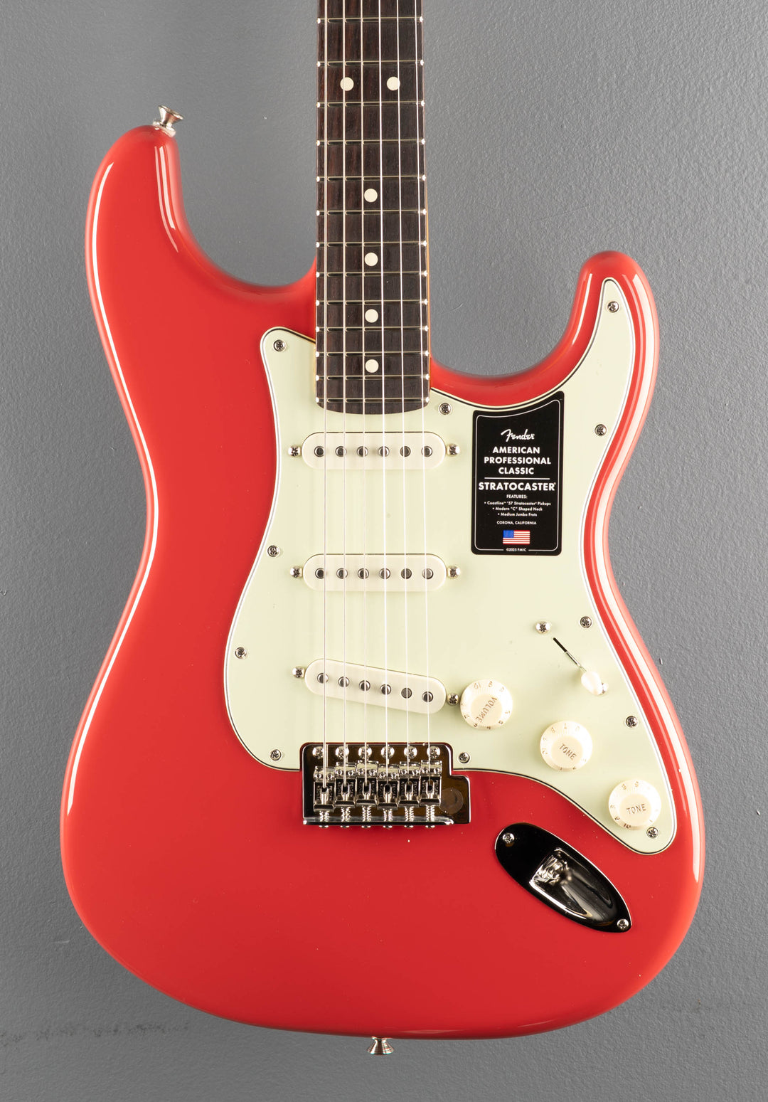 American Professional Classic Stratocaster - Faded Dakota Red w/Rosewood