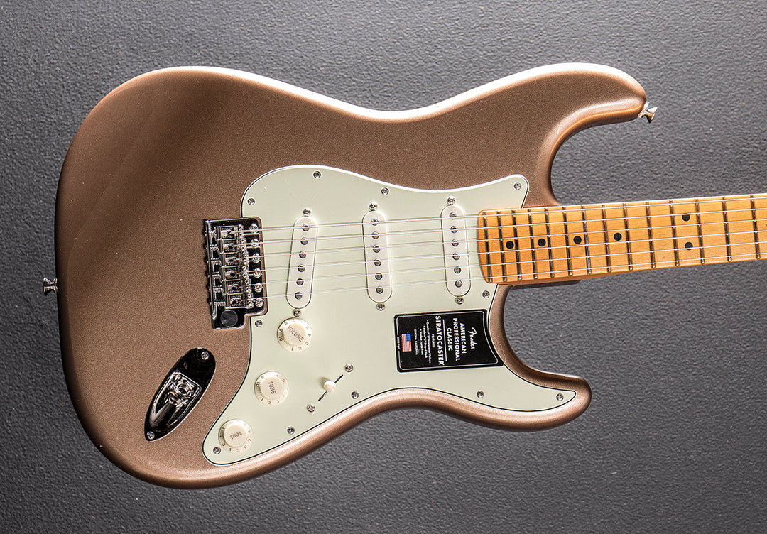 American Professional Classic Stratocaster - Faded Firemist Gold w/Maple