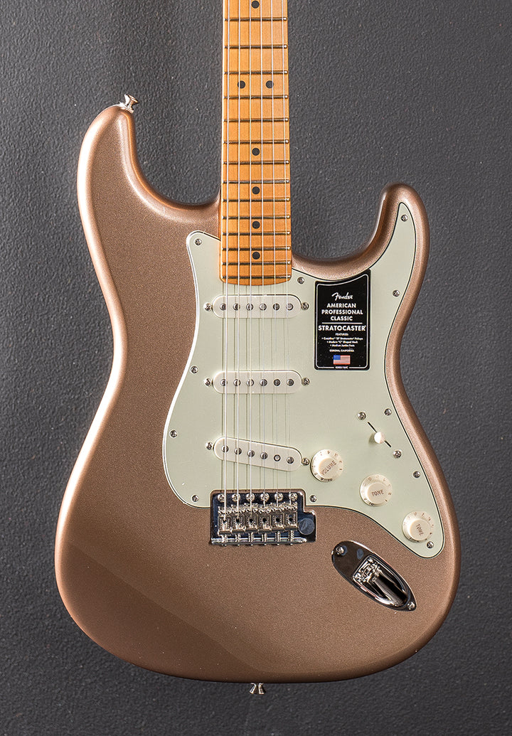 American Professional Classic Stratocaster - Faded Firemist Gold w/Maple