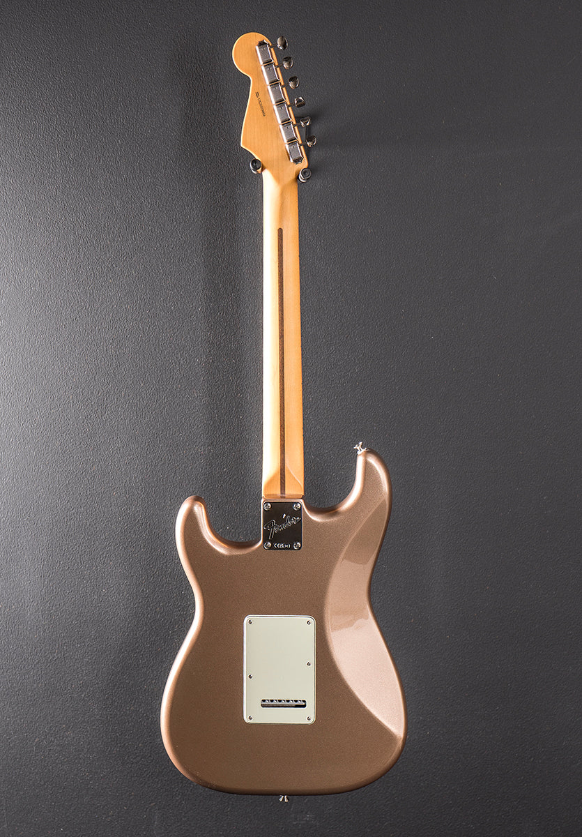 American Professional Classic Stratocaster - Faded Firemist Gold w/Maple