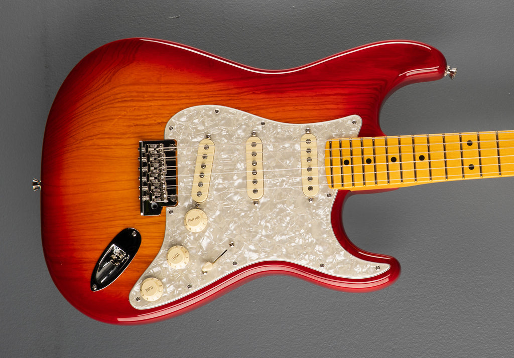 American Professional Stratocaster - Aged Cherry Burst w/Maple