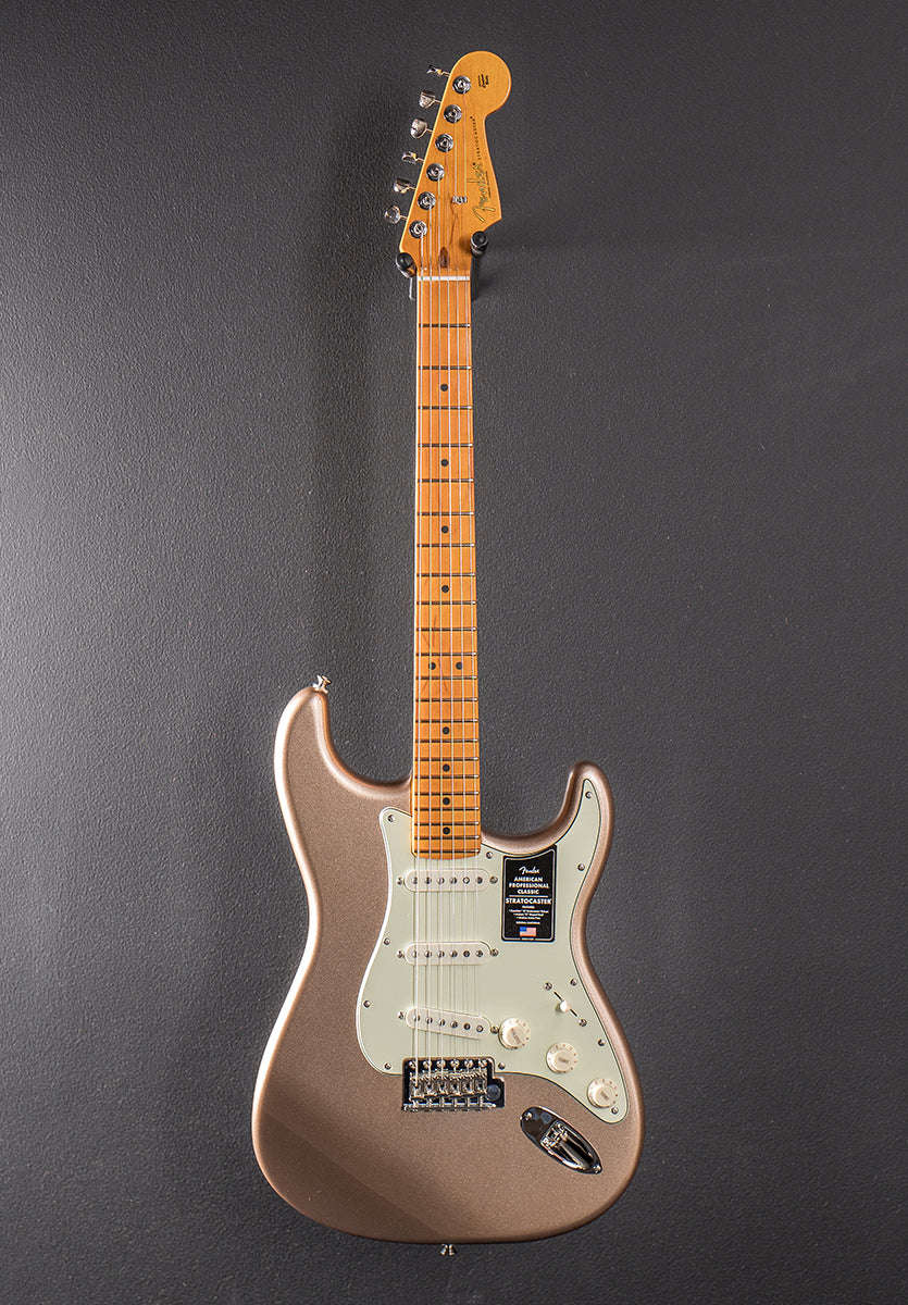 American Professional Classic Stratocaster - Faded Firemist Gold w/Maple
