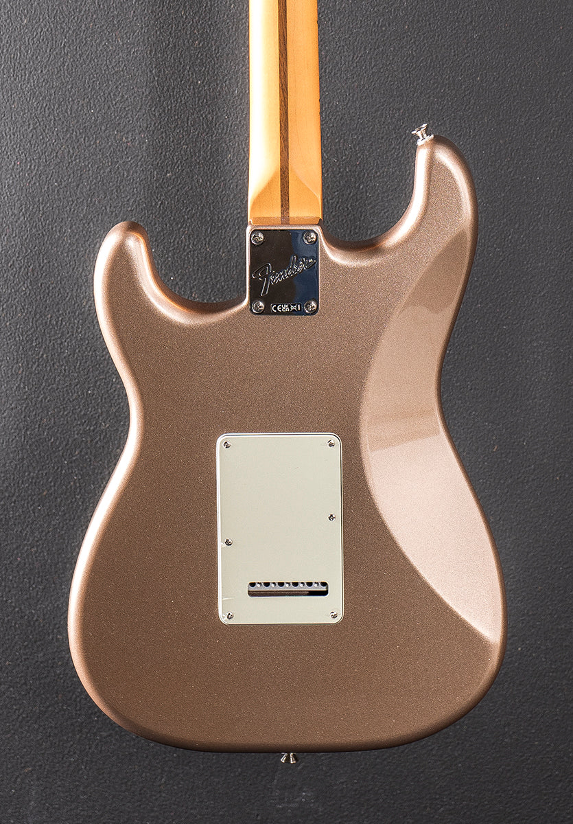 American Professional Classic Stratocaster - Faded Firemist Gold w/Maple