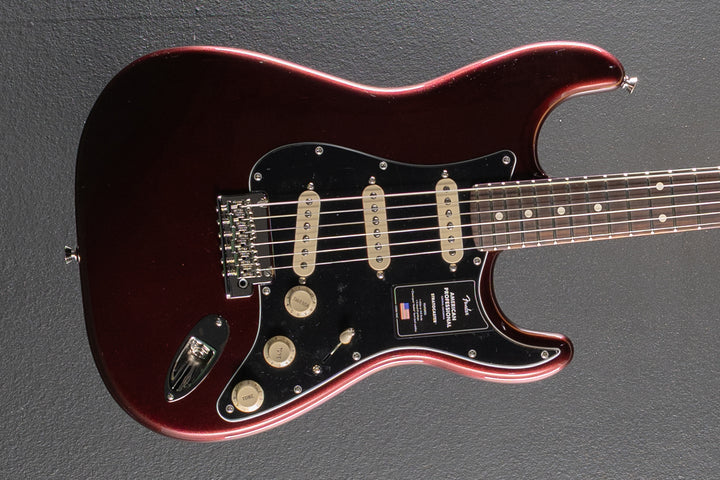 American Professional Stratocaster - Oxblood w/Rosewood