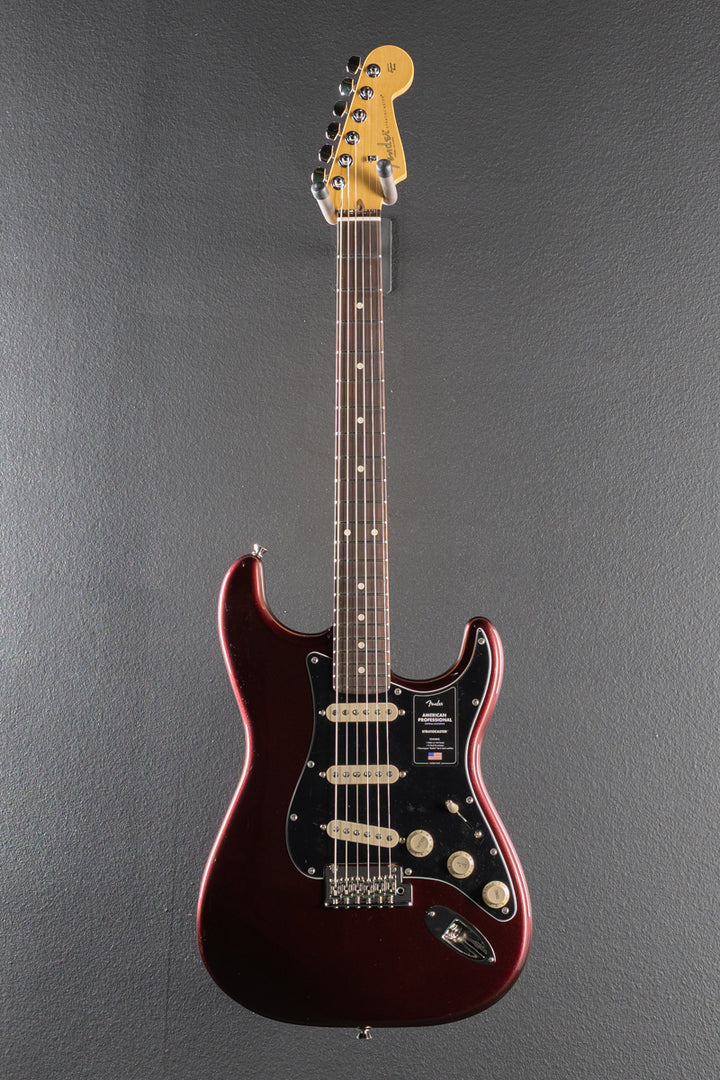 American Professional Stratocaster - Oxblood w/Rosewood