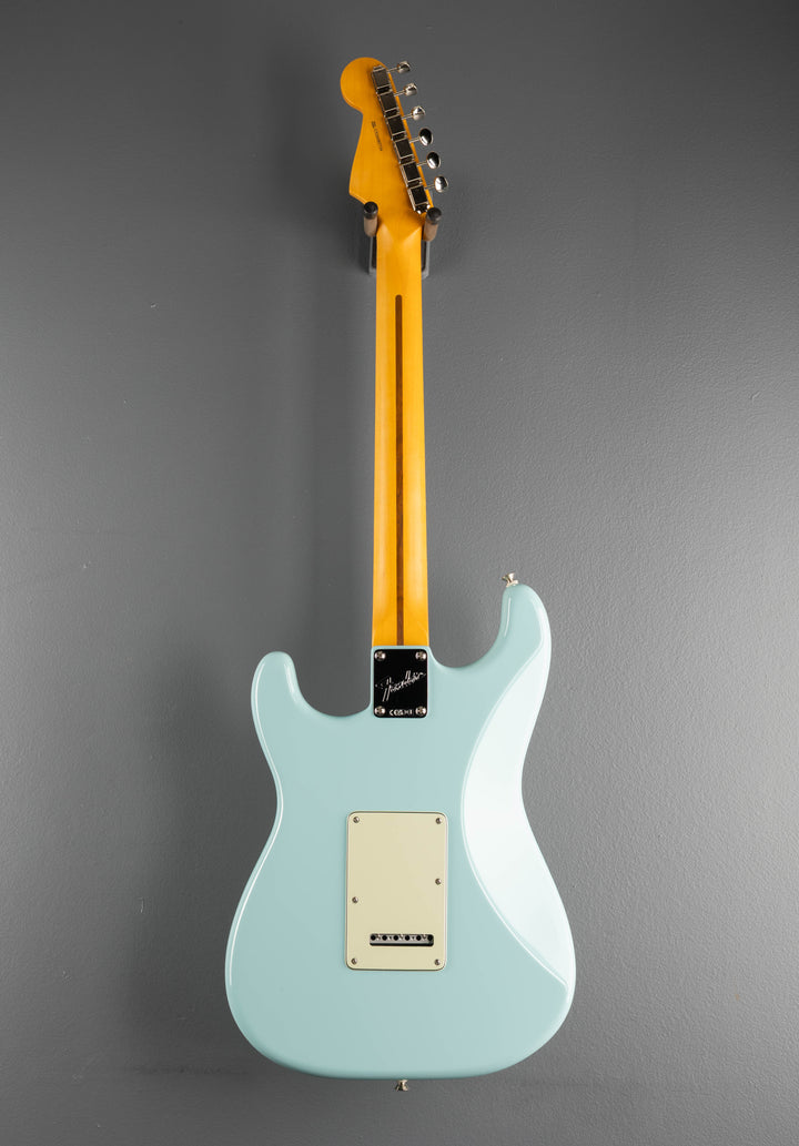 Limited Edition American Professional Classic Stratocaster with the Fender Silent System - Daphne Blue w/Rosewood