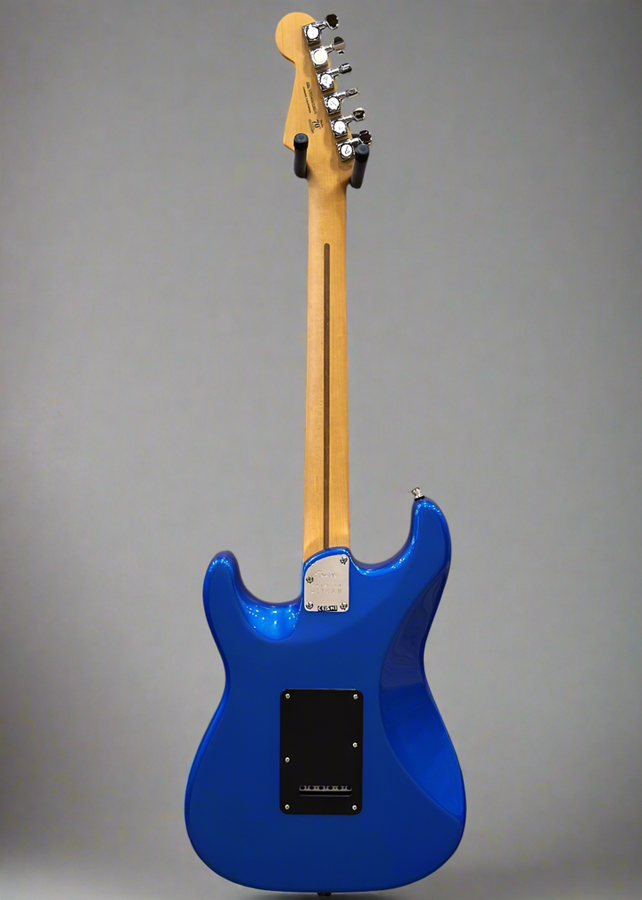 American Ultra II Stratocaster® HSS