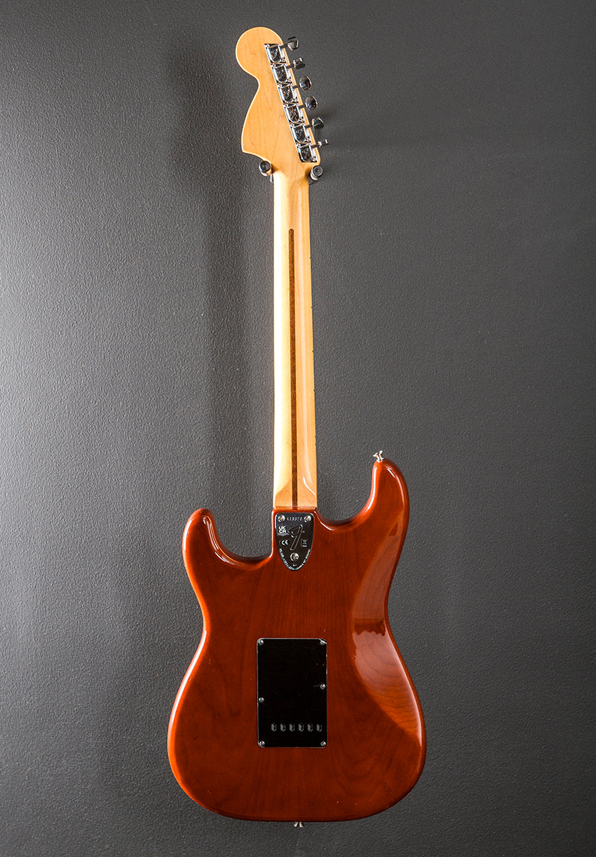 American Vintage II 1973 Stratocaster - Mocha w/Maple – Dave's