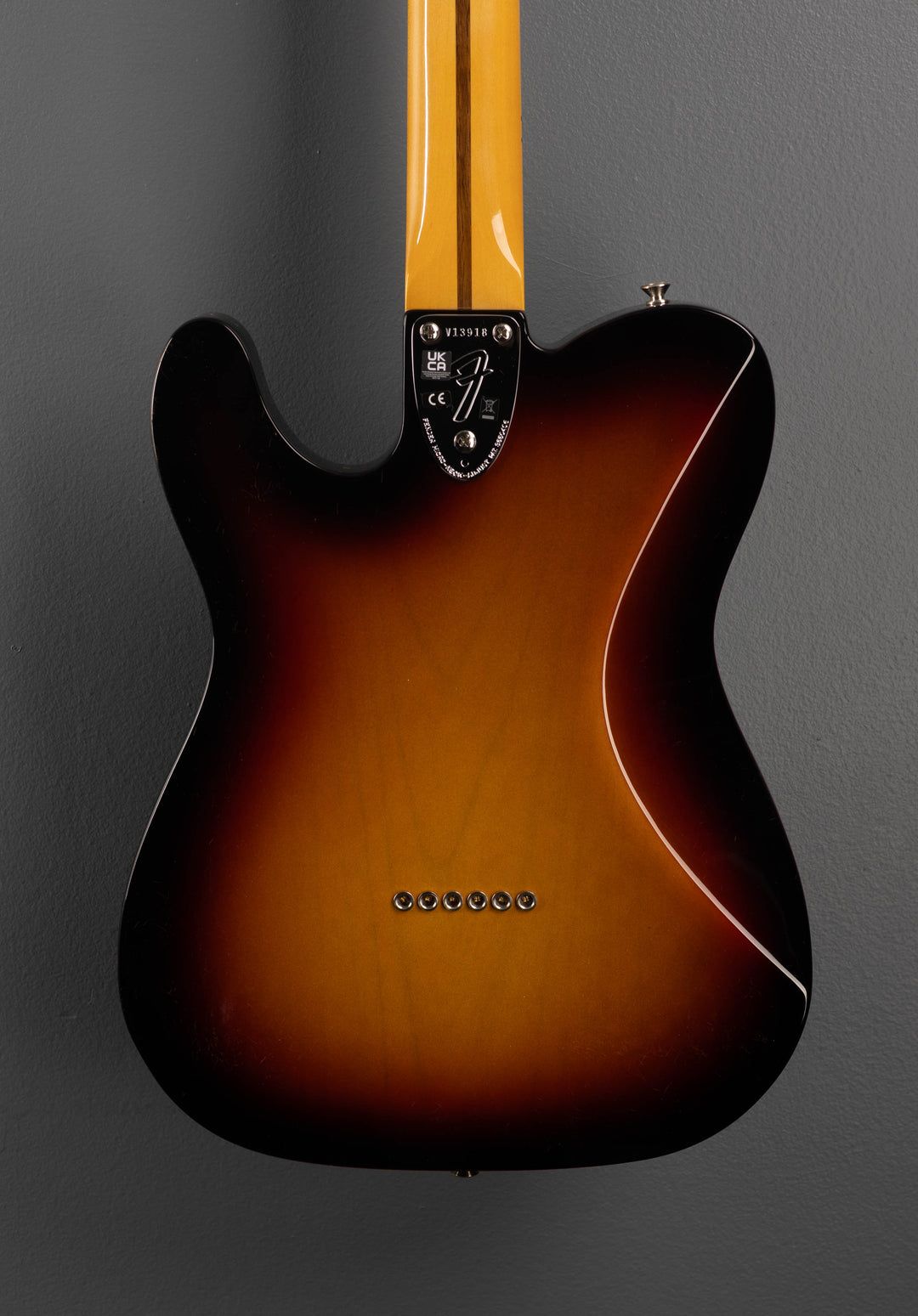 American Vintage II 1975 Telecaster Deluxe - 3 Color Sunburst