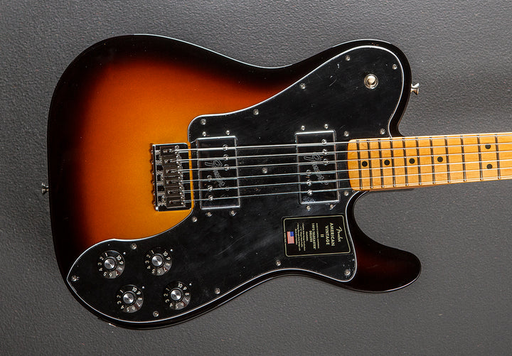 American Vintage II 1975 Telecaster Deluxe - 3 Color Sunburst