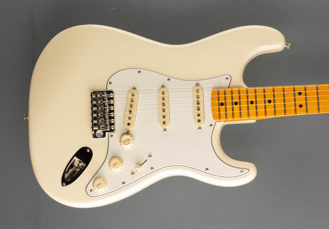 Limited Edition American Vintage II 1973 Stratocaster - Olympic White