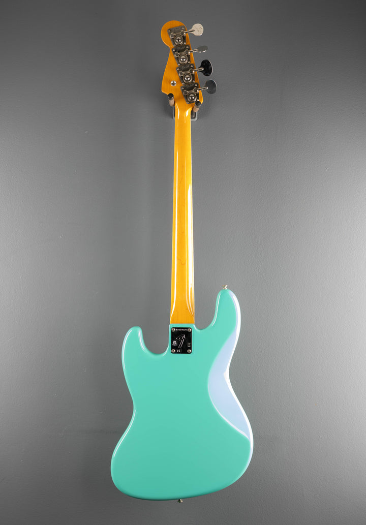 American Vintage II 1966 Jazz Bass, &