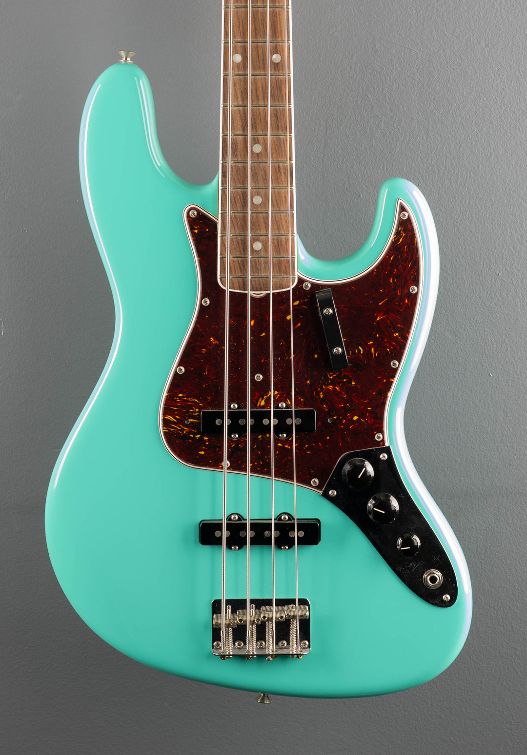 American Vintage II 1966 Jazz Bass, &
