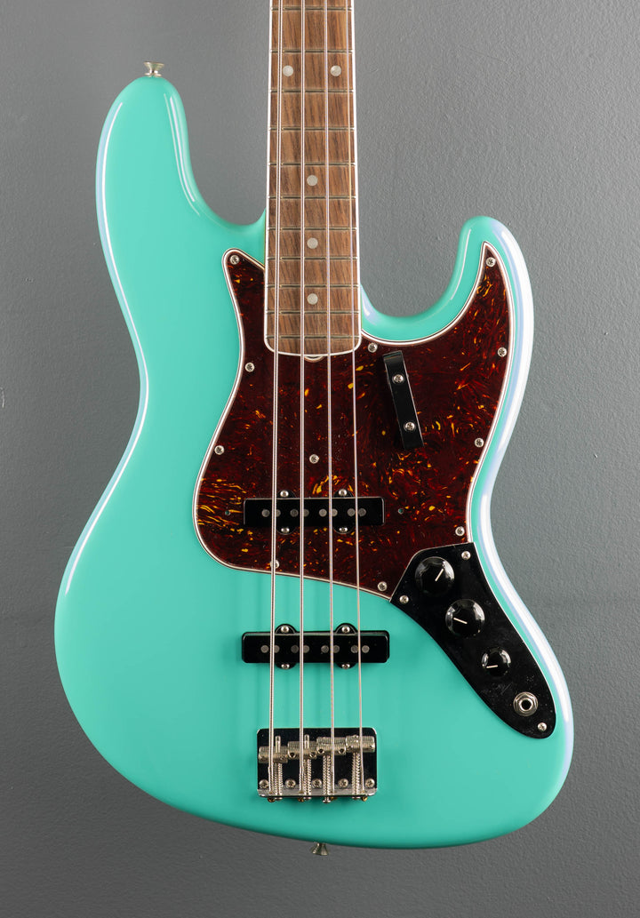 American Vintage II 1966 Jazz Bass, &