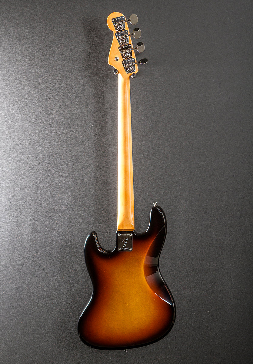 American Vintage II 1966 Jazz Bass - 3 Color Sunburst
