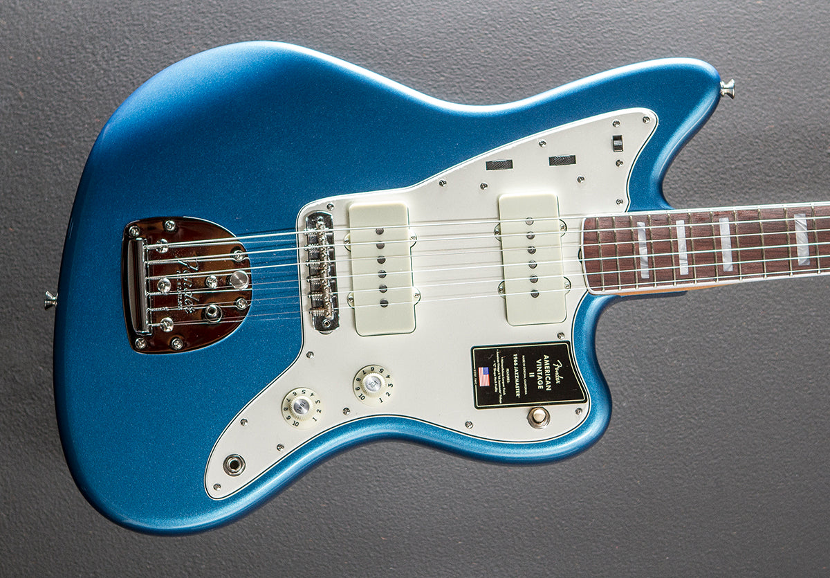 American Vintage II 1966 Jazzmaster - Lake Placid Blue