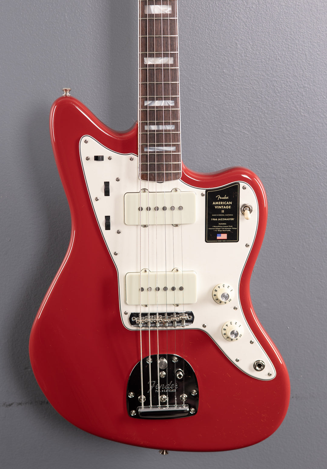 American Vintage II 1966 Jazzmaster - Dakota Red