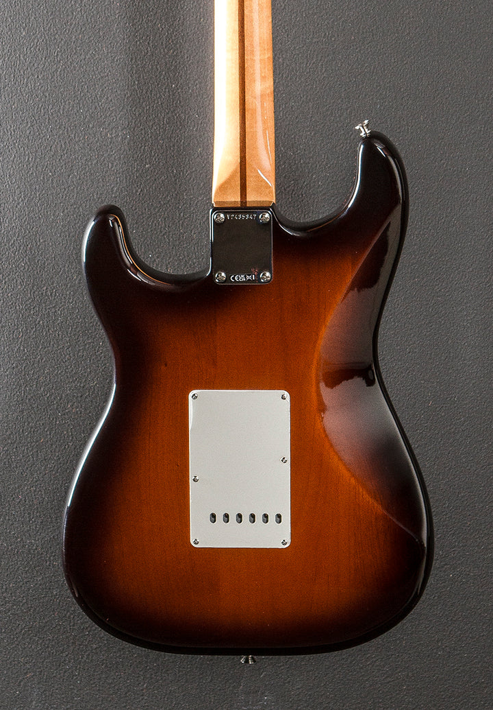 American Vintage II 1957 Stratocaster - Two Color Sunburst