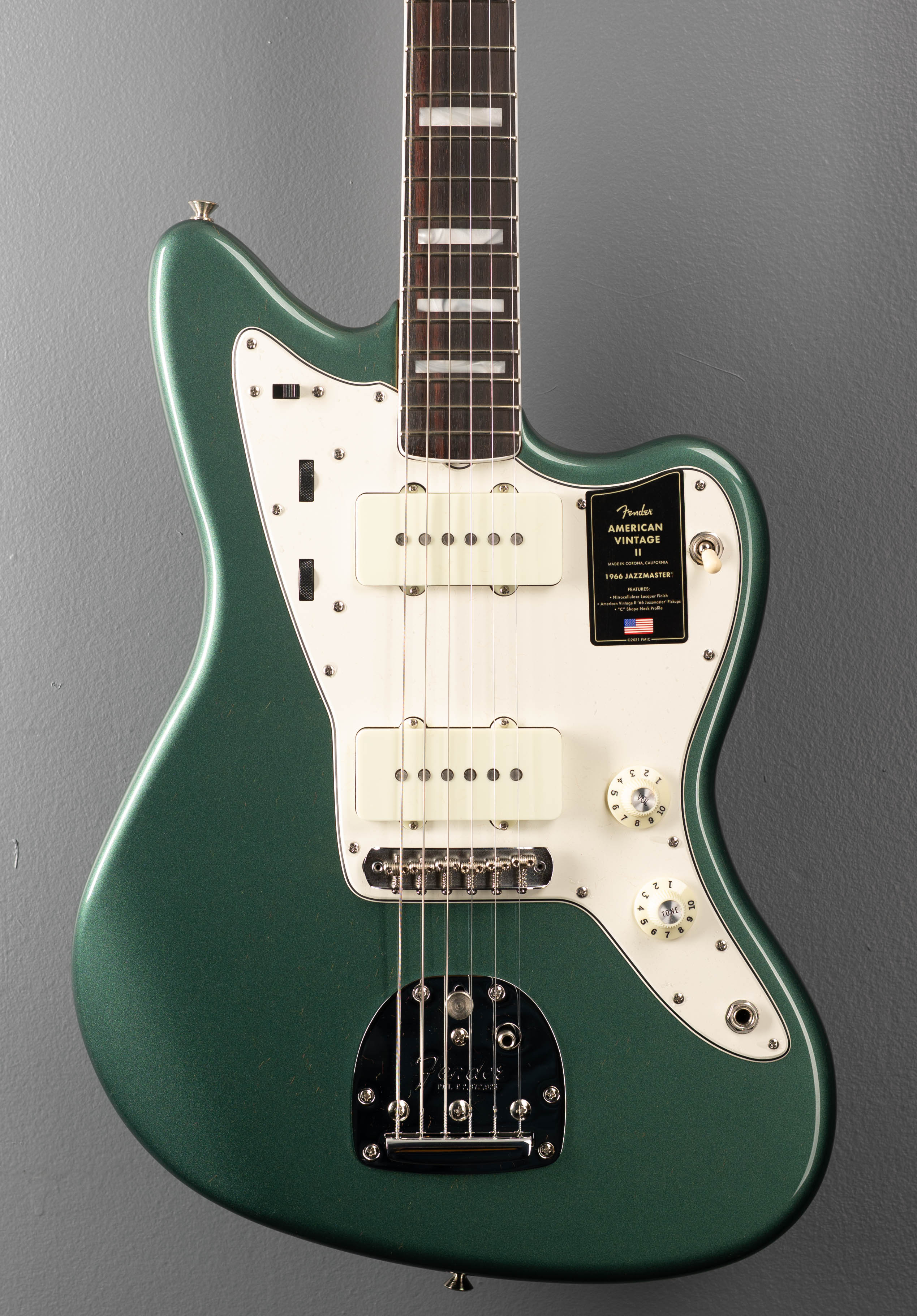 American Vintage II 1966 Jazzmaster - Sherwood Green Metallic