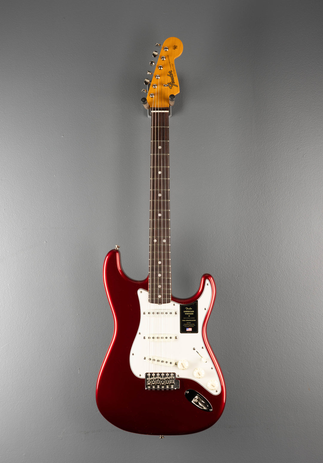 American Vintage II 1965 Stratocaster - Candy Apple Red