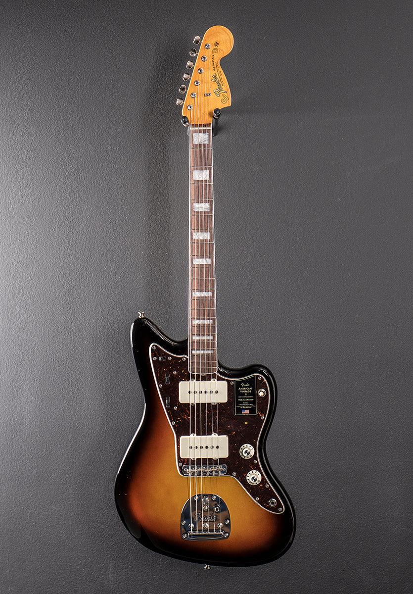 American Vintage II 1966 Jazzmaster - 3 Color Sunburst – Dave's