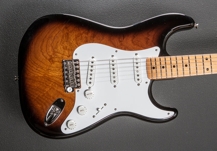 Used 70th Anniversary American Vintage II 1954 Strat '24