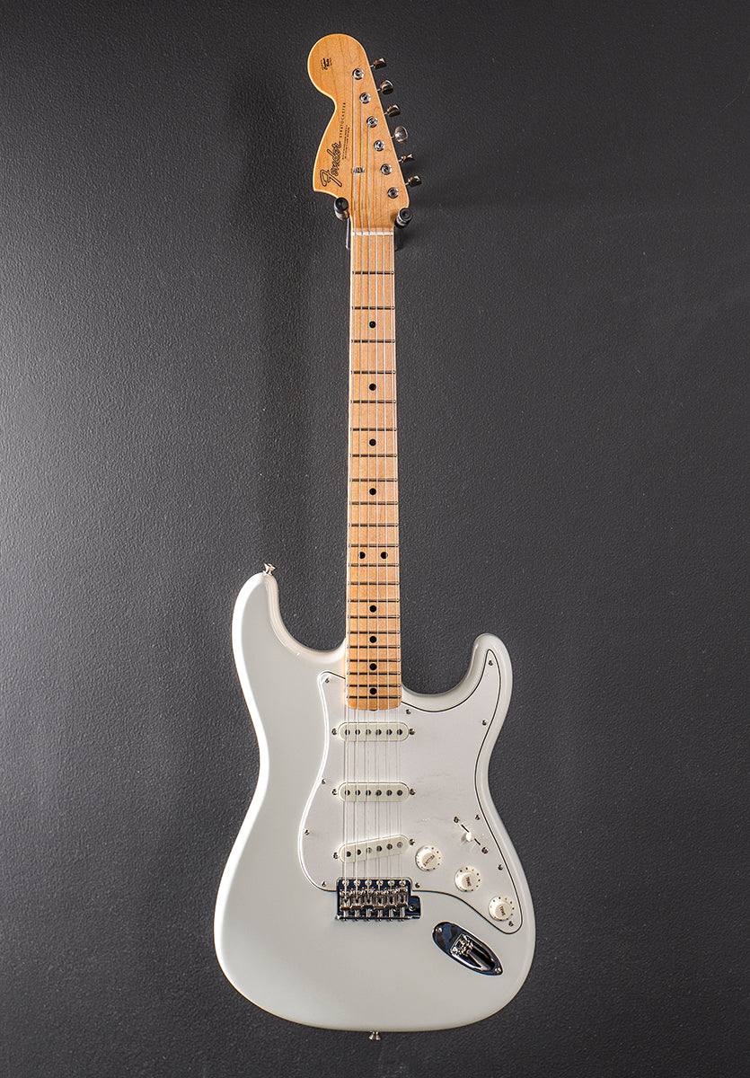 Used Jimi Hendrix Voodoo Child Signature NOS Strat &