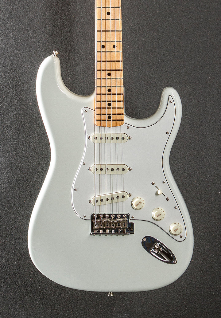 Used Jimi Hendrix Voodoo Child Signature NOS Strat '24