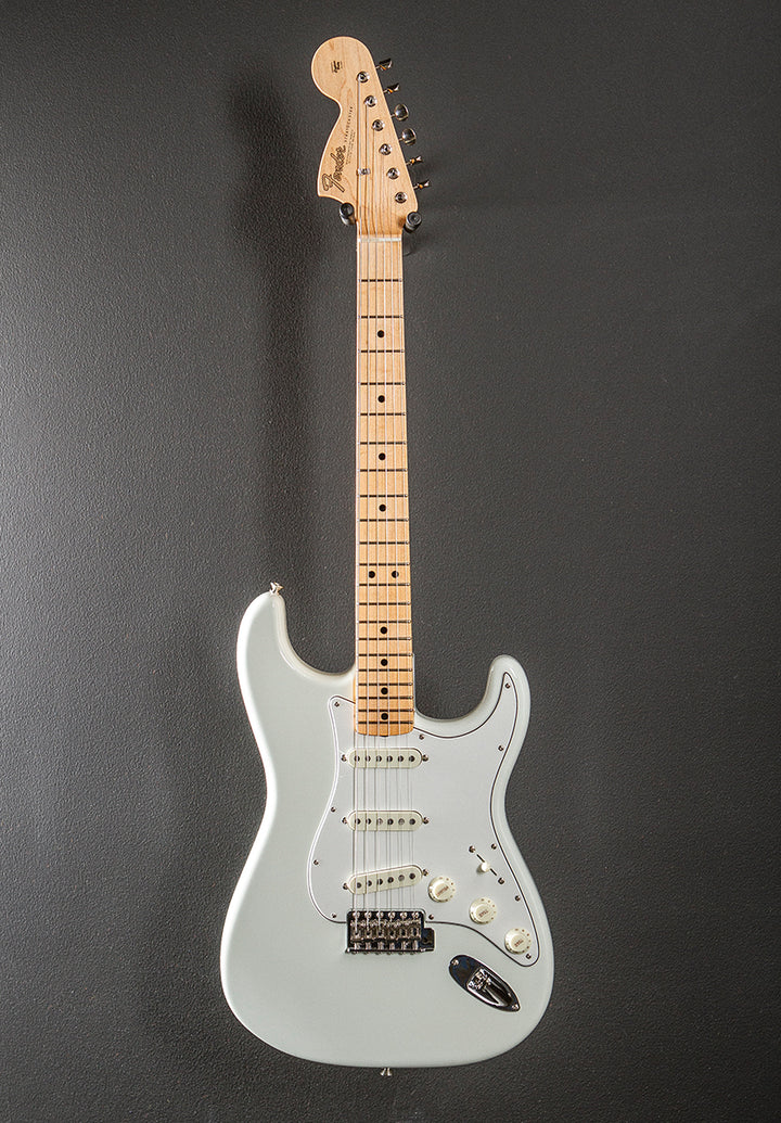 Used Jimi Hendrix Voodoo Child Signature NOS Strat '24