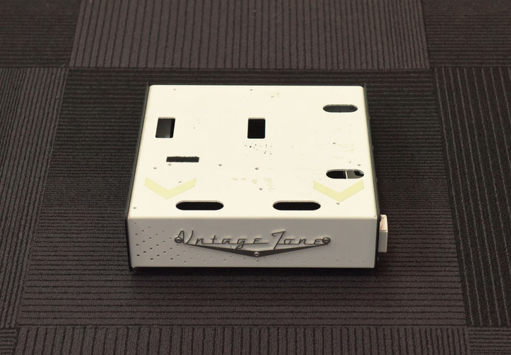 Doppler Pedalboard – 11″ x 12.5″, Recent