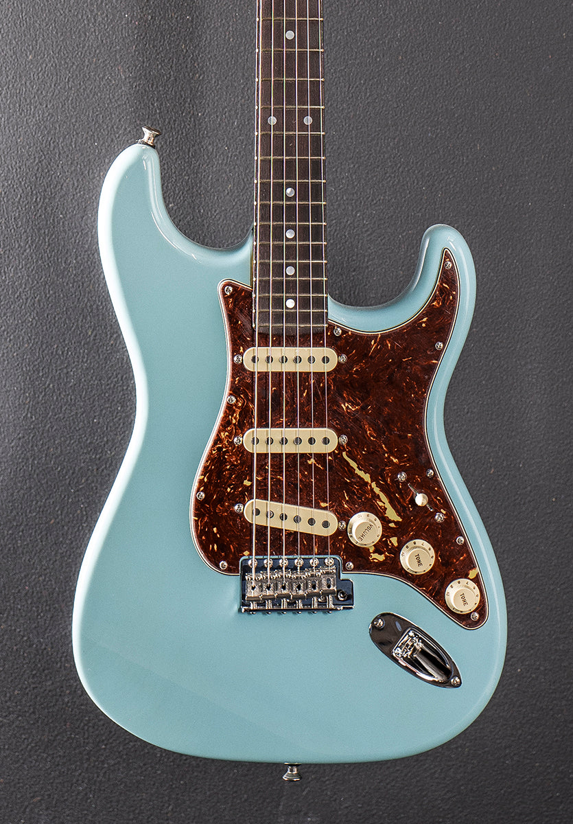 Used American Custom NOS Strat &