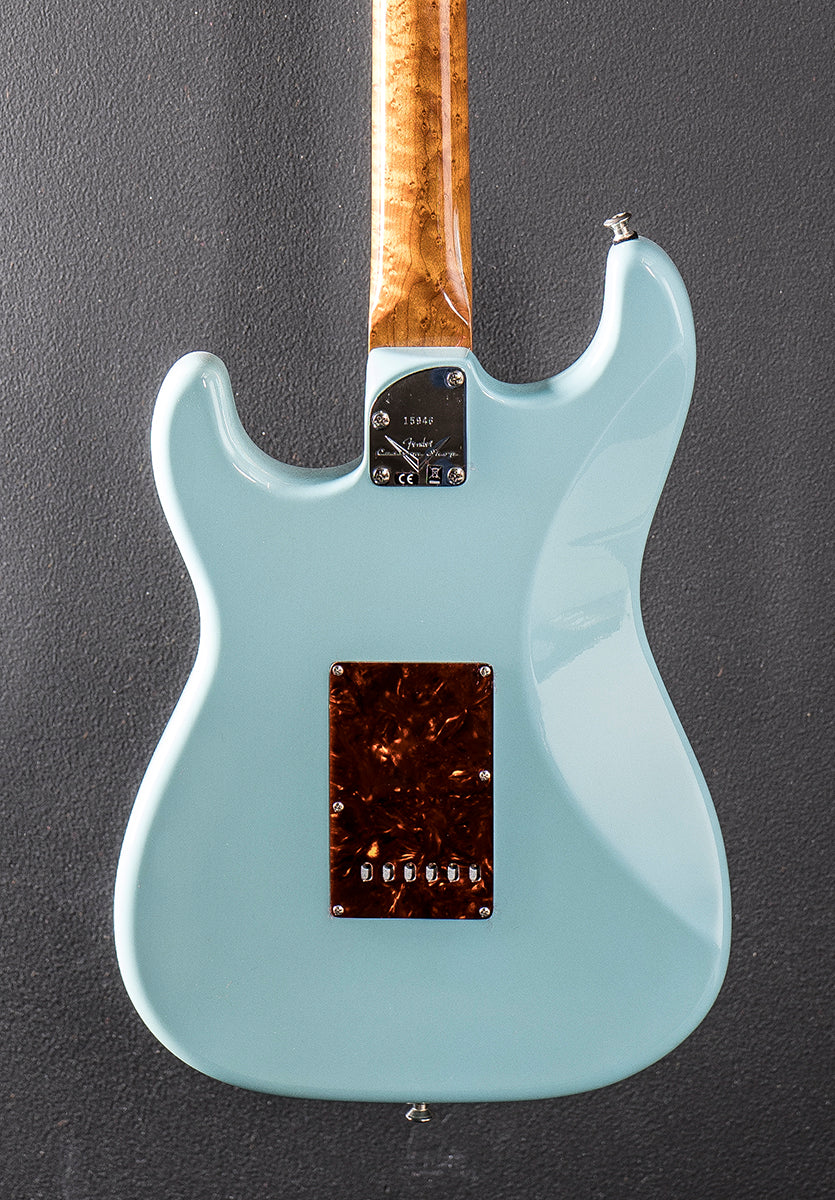 Used American Custom NOS Strat &