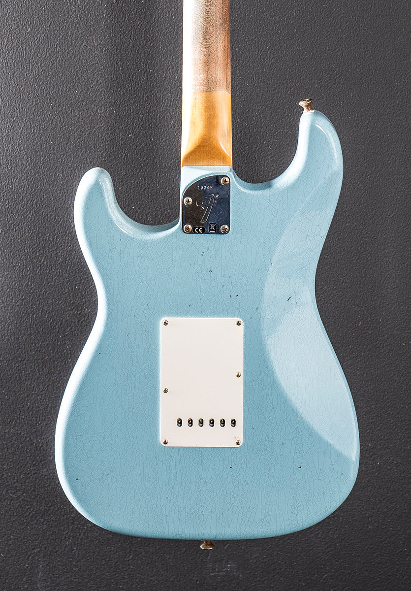 Used Post Modern Journeyman Relic Strat &