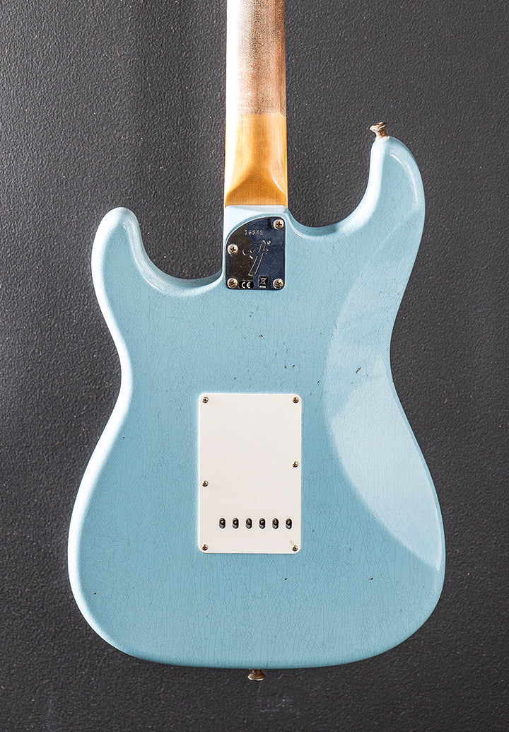 Used Post Modern Journeyman Relic Strat &