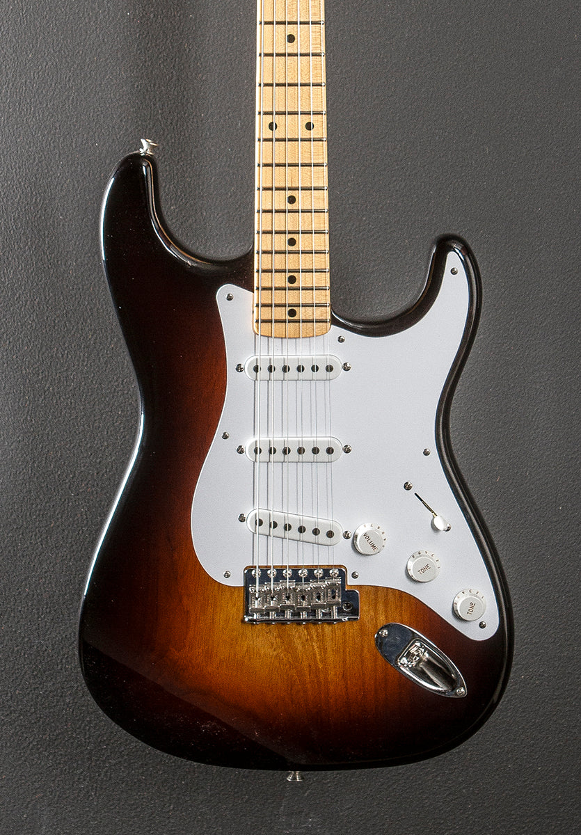 Limited Edition 70th Anniversary 1954 Deluxe Closet Classic Strat