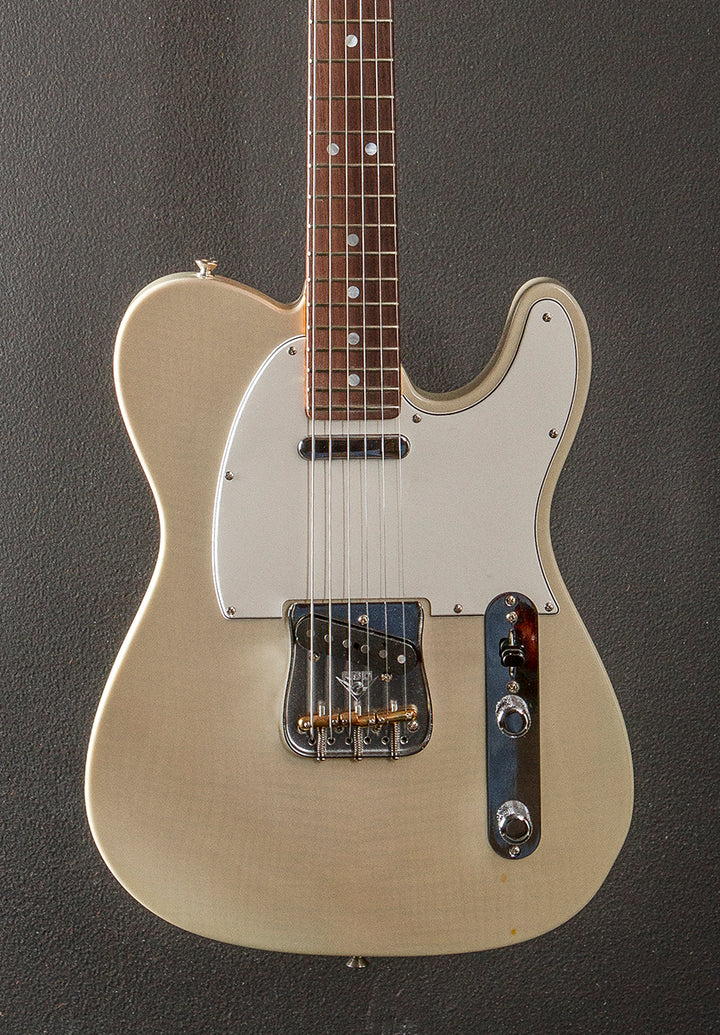 Used Custom Deluxe Tele &
