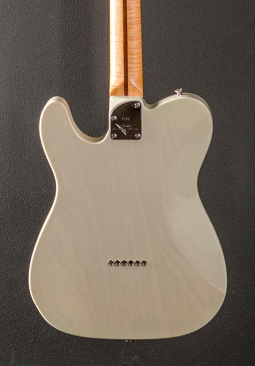 Used Custom Deluxe Tele &