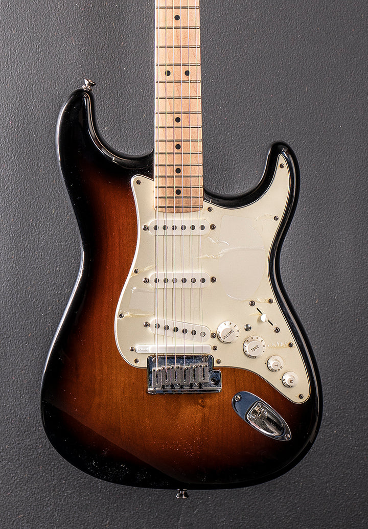 Used VG Strat &