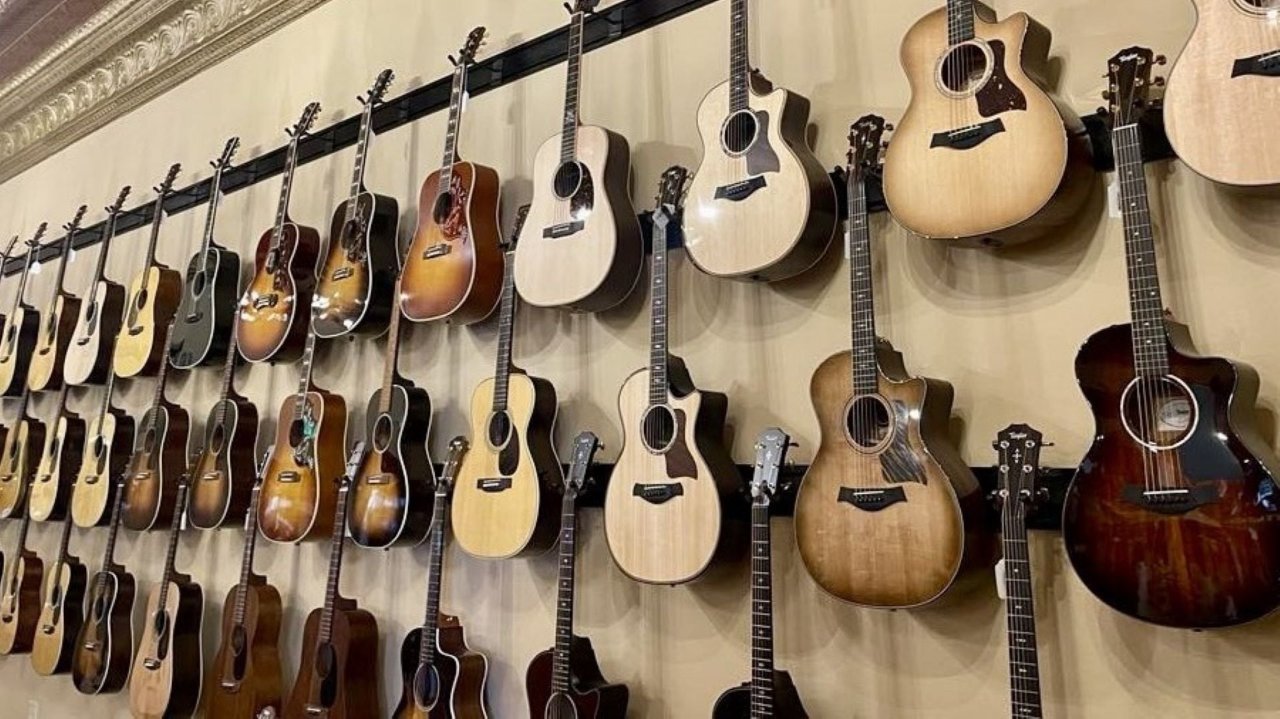 Acoustic guitar store hotsell