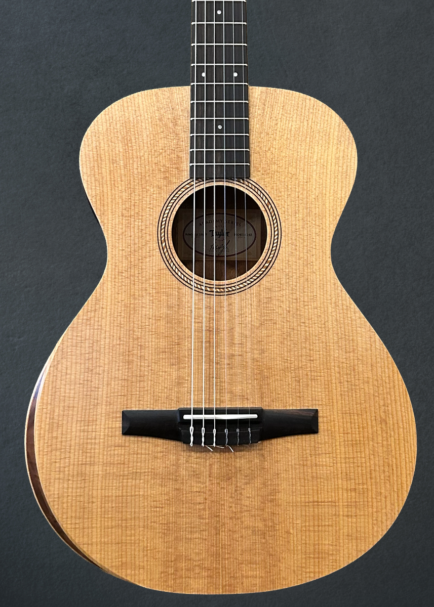 Academy 12E-N