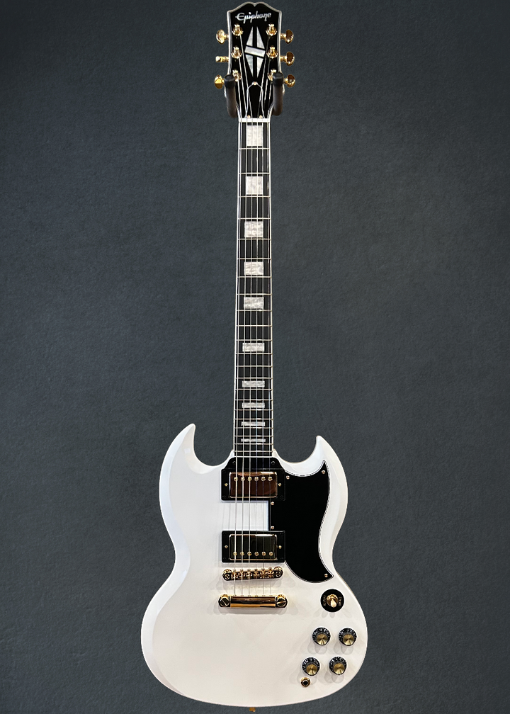 "Inspired by Gibson Collection" SG Custom - Alpine White