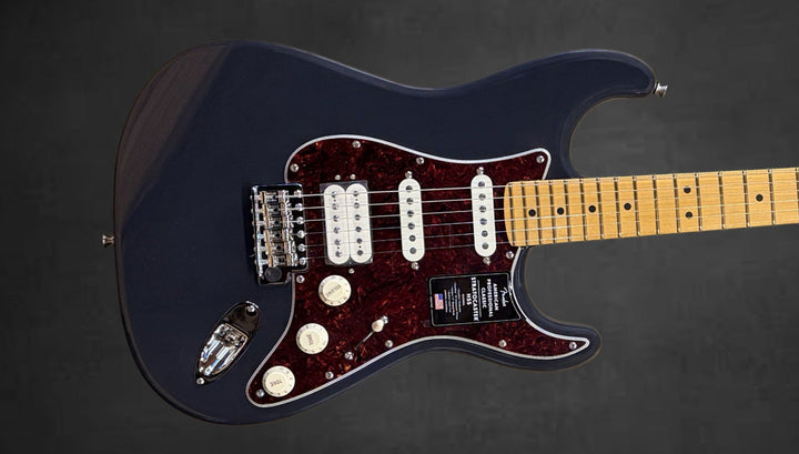 American Professional Classic Stratocaster HSS - Faded Black