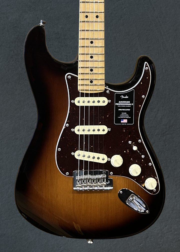 American Professional II Stratocaster – 3 Color Sunburst w/Maple